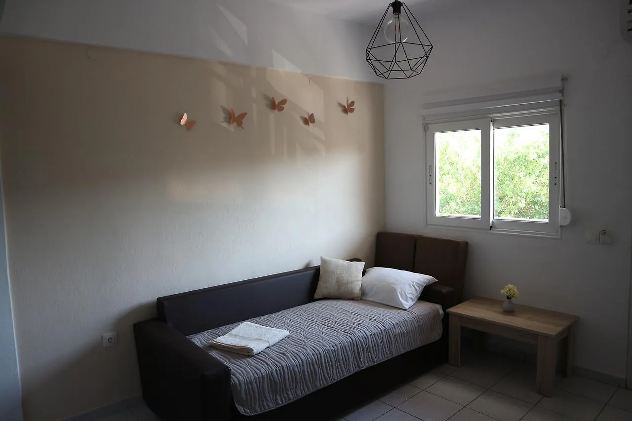 Karpouzi Seaview Apartments Polychrono